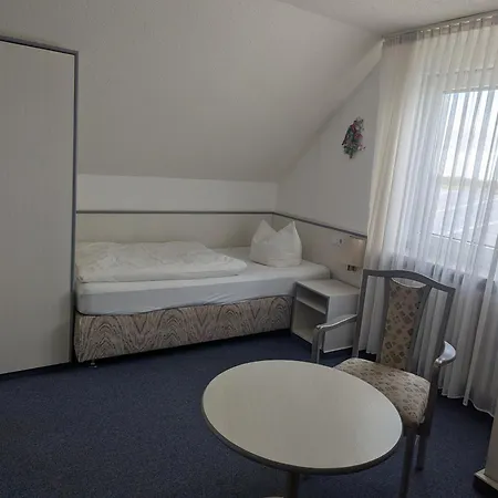 Lindenhof In Fuchshain Gasthuis